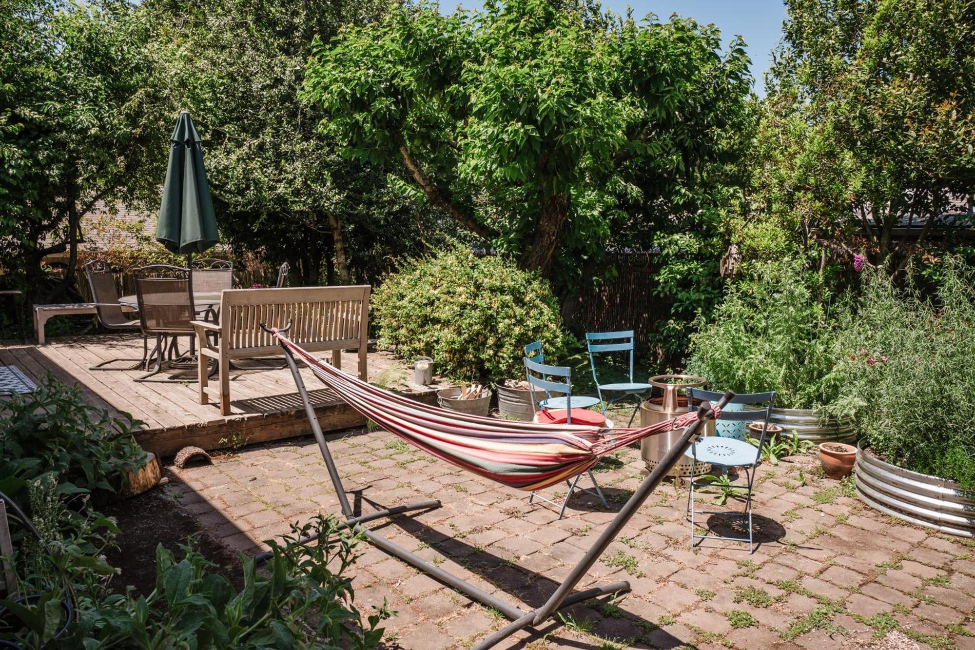Southeast Portland Comfy & Eclectic Craftsman Home Εξωτερικό φωτογραφία
